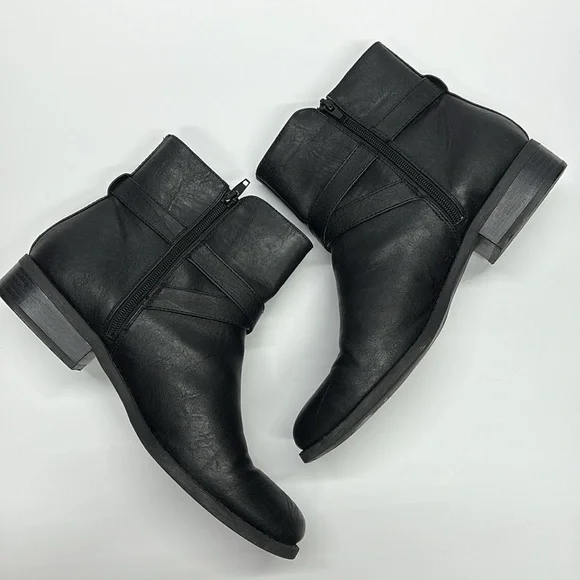 Guess Boots Women’s Size 11 Black - Picture 2 of 9